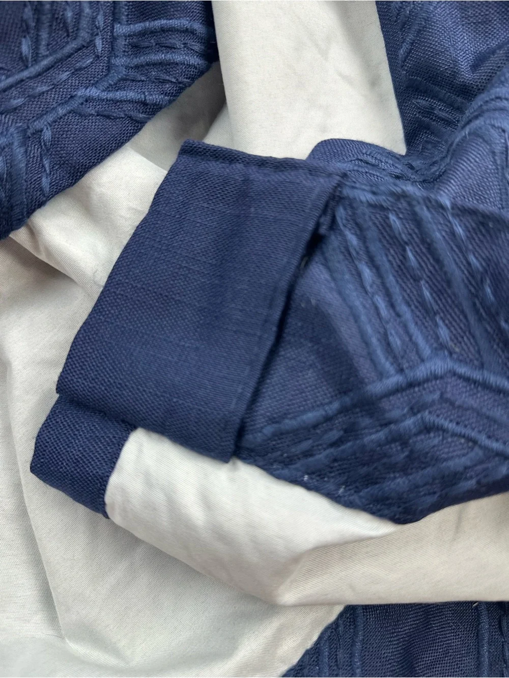 Everhome Embroidered Diamondweave Blue Blackout Curtain 50 x 95 inches